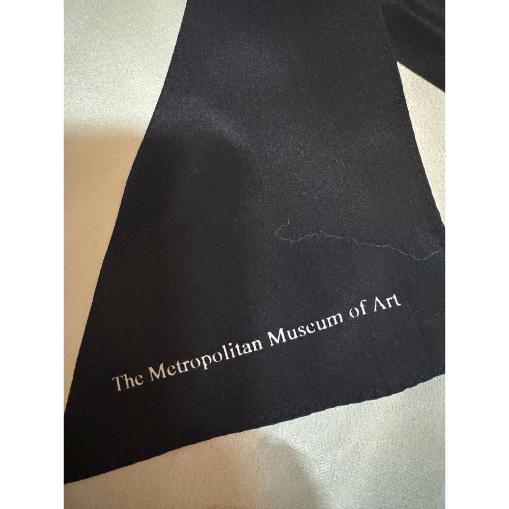 The Metropolitan Museum of Art Black and White Geometric Print Silk Scarf - Picture 2 of 4